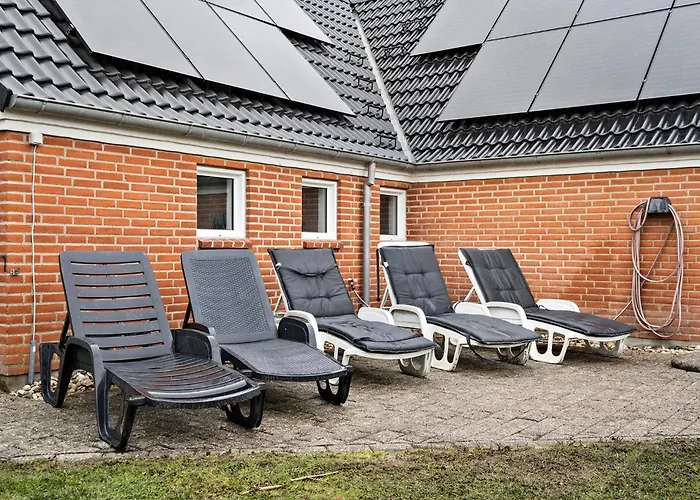 Holiday home Gorgeous In With Sauna *